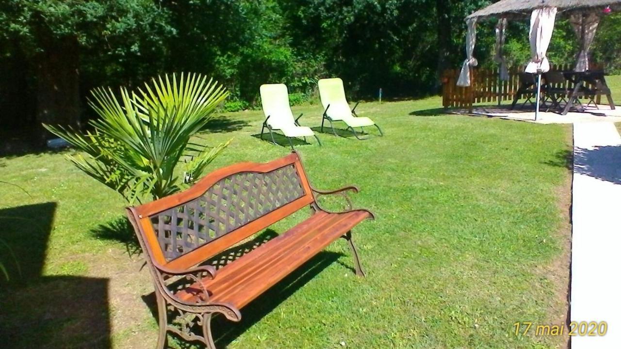 Le Clos Des Palombes Wifi Climatisation Saint-Pierre-du-Mont  エクステリア 写真