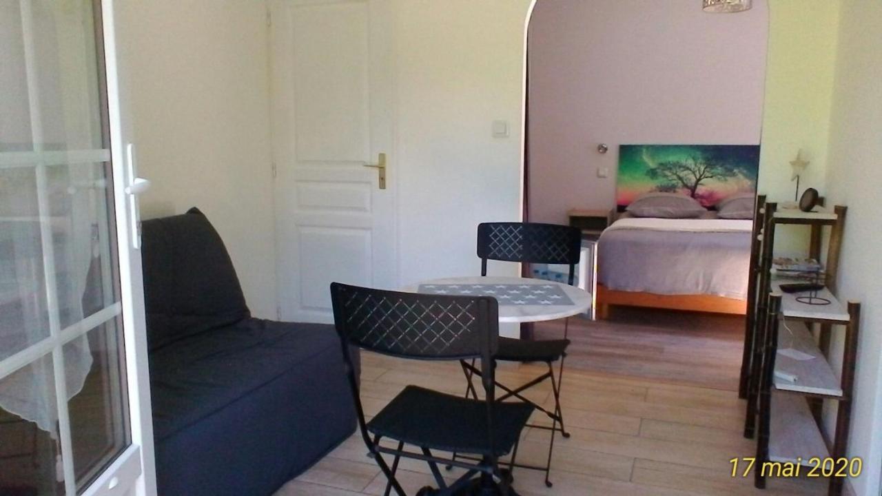 Le Clos Des Palombes Wifi Climatisation Saint-Pierre-du-Mont  エクステリア 写真