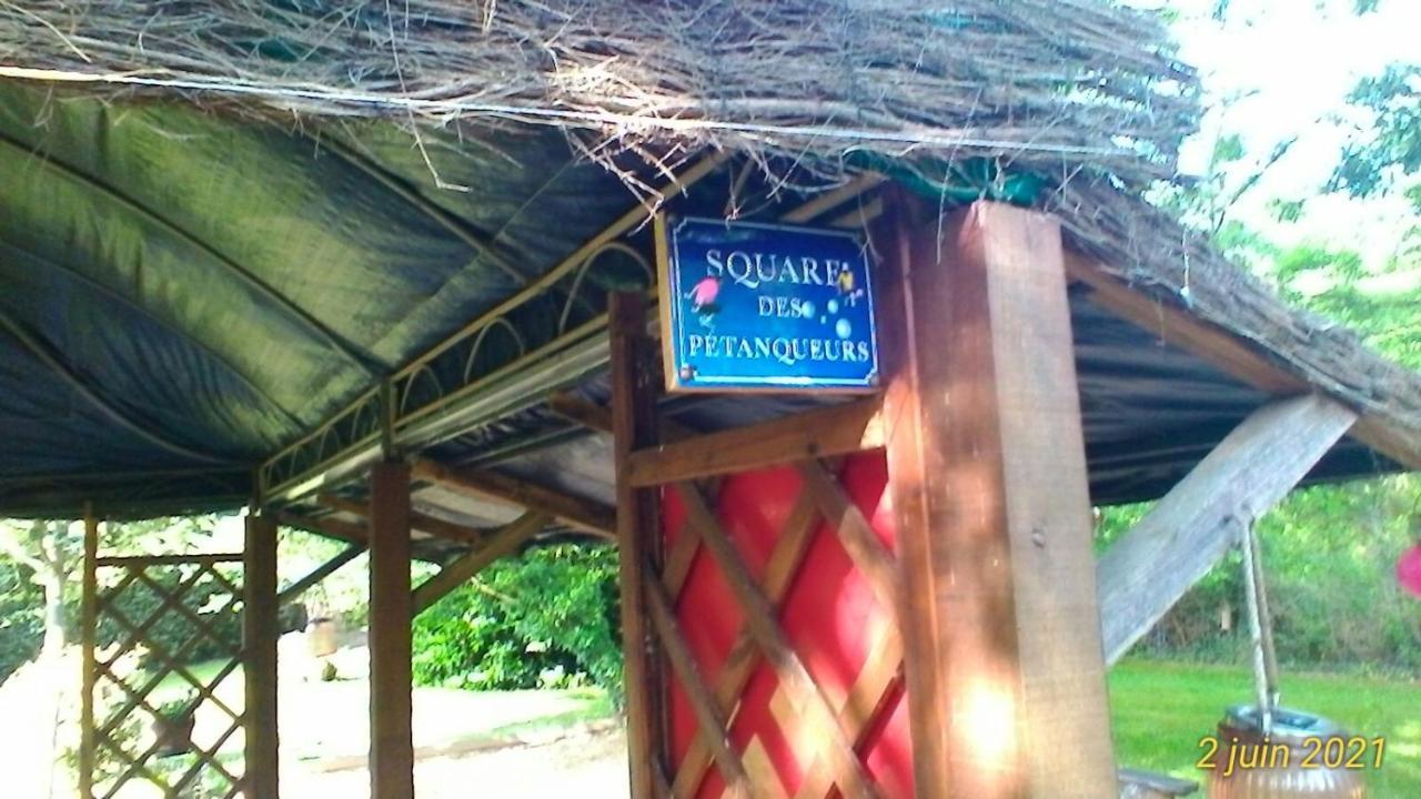Le Clos Des Palombes Wifi Climatisation Saint-Pierre-du-Mont  エクステリア 写真