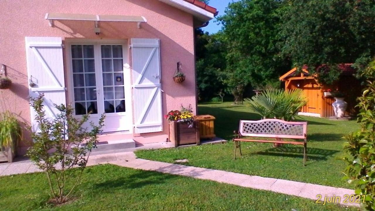 Le Clos Des Palombes Wifi Climatisation Saint-Pierre-du-Mont  エクステリア 写真